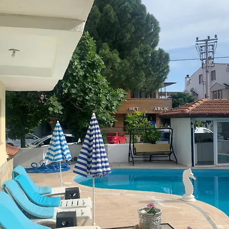 Homestay Kristal *